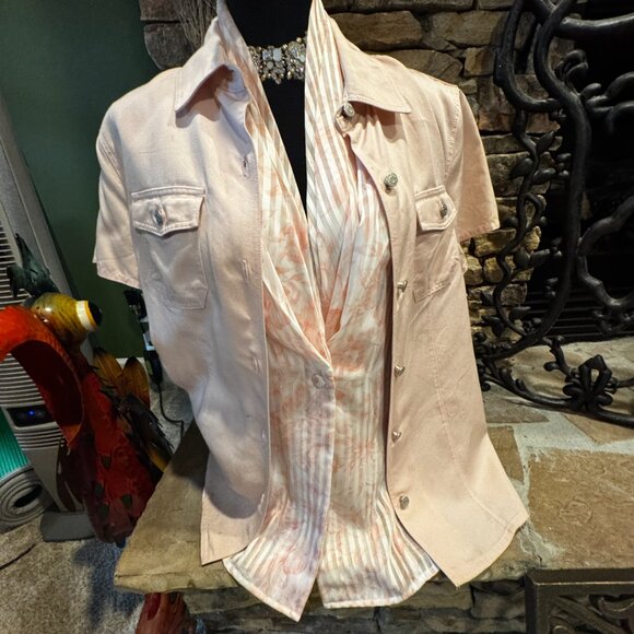 Kate Hill Pink and White Blouse with Elegant Design - Picture 4 of 14